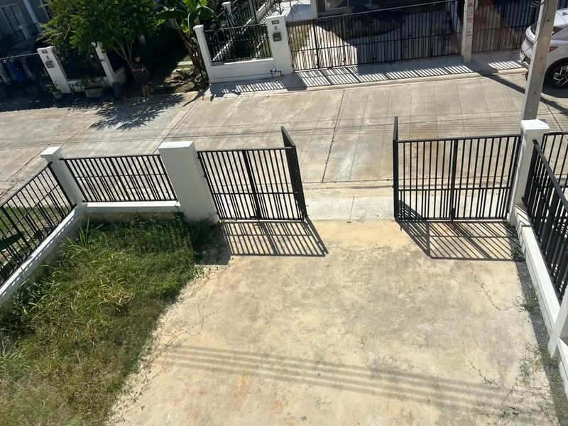 บ้านทาวน์เฮ้าส์2ชั้น หลังมุม บ้านพอน